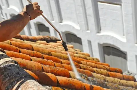 Nettoyage de toitures - Gilocourt